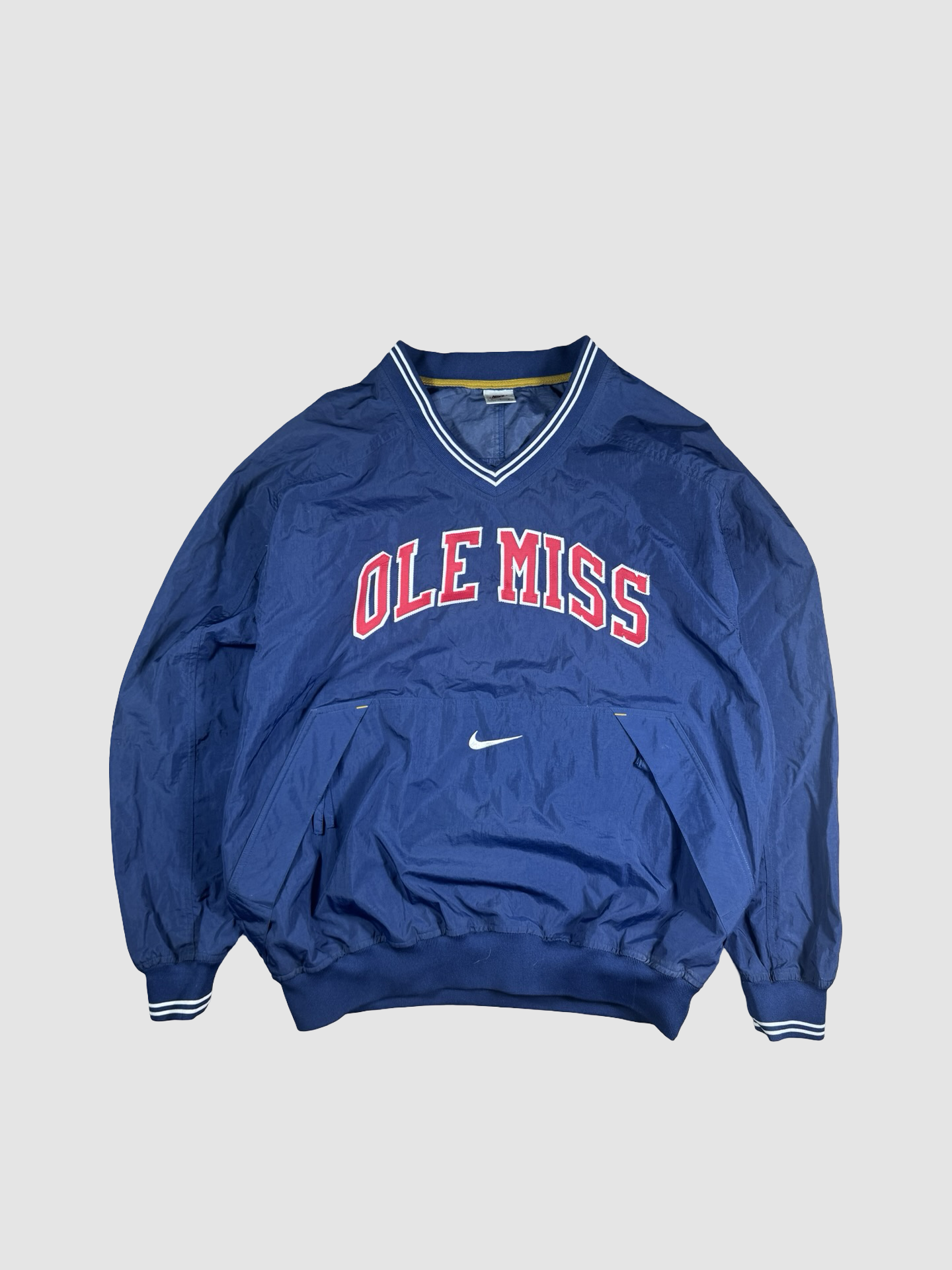 Vintage ole miss Nike pullover- L